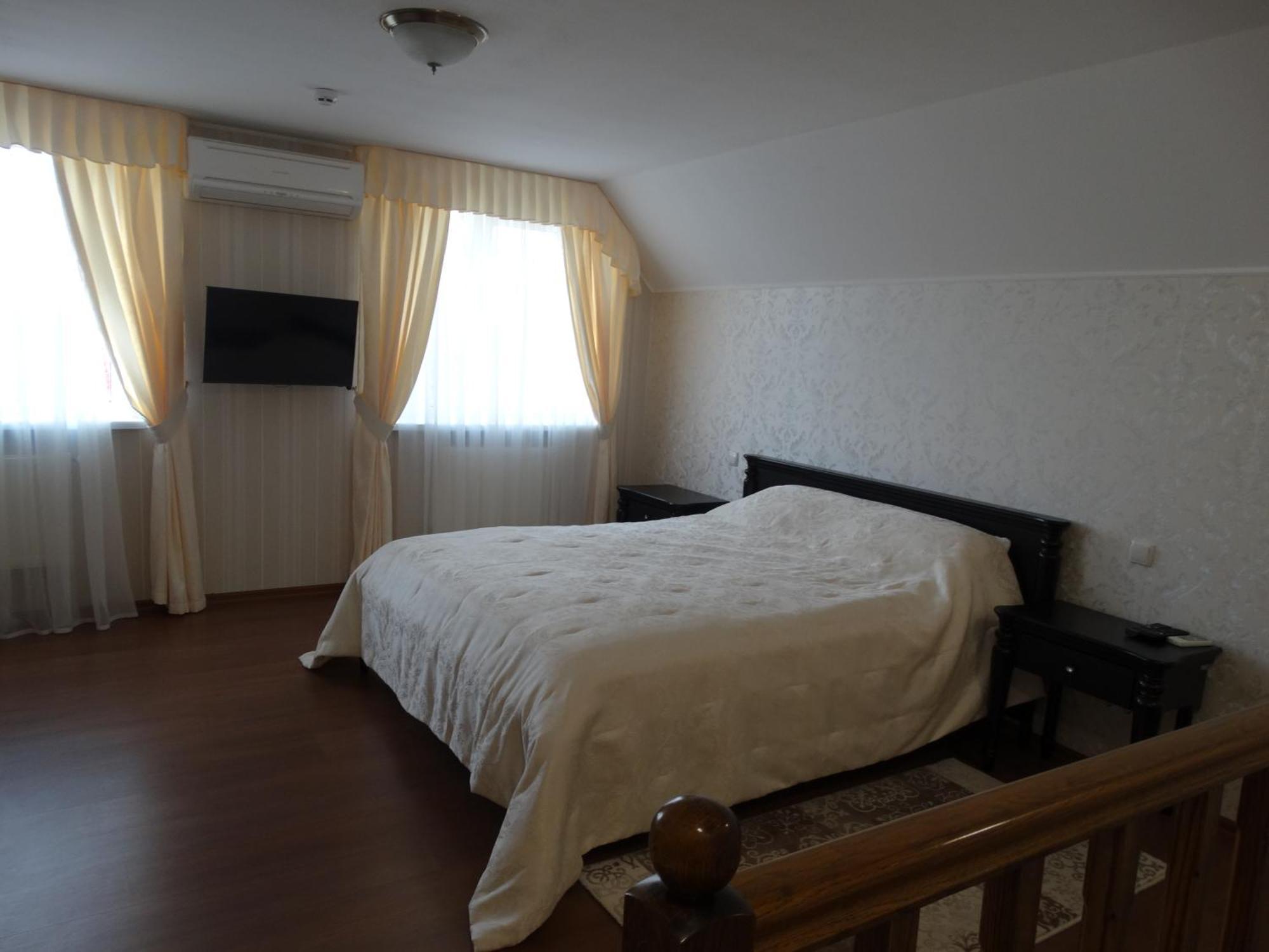 Козак Вакула Hotel Kozelets Bagian luar foto